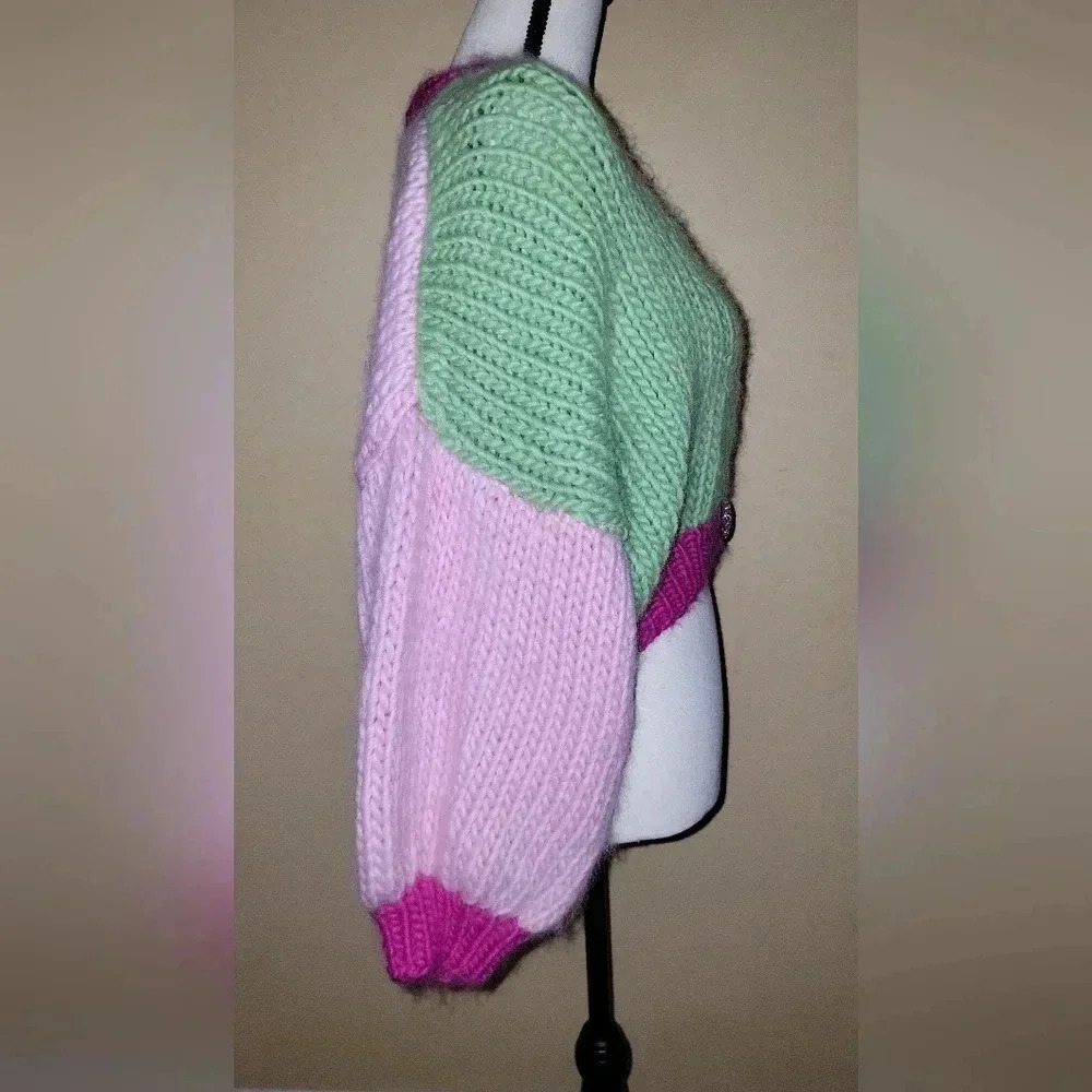 Knit sweater - Picture 11 of 11